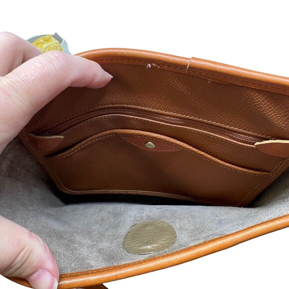 Vintage Dooney & Bourke Taupe Cavalry Spectator Crossbody Bag - Picture 8 of 10